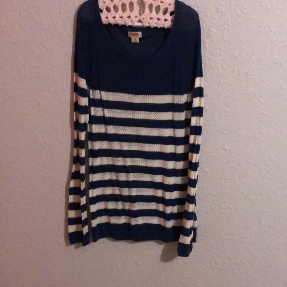 Long sleeve top